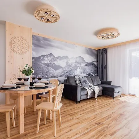 Luxury Salwatoriańska Mountain View By Renters Prestige *